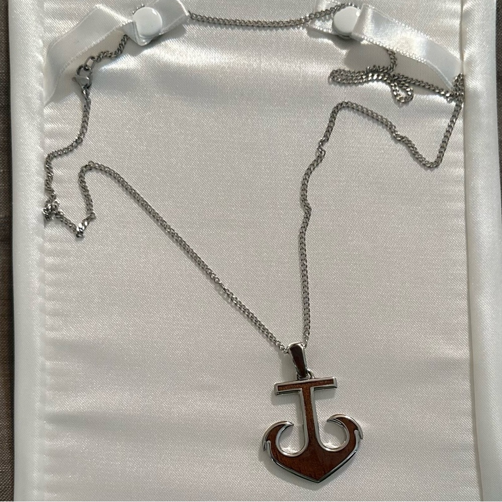 NIB Na Hoku Koa wood inlay anchor pendant with sterling silver necklace